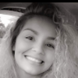 Meet your Posher, Leandra